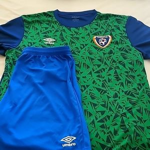 REPUBLIC OF IRELAND SOCCER KIT (2022/2023) XXL SHIRT & LARGE/XL FIT SHORTS